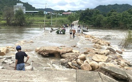 Ngầm tràn gặp sự cố, trên 300 hộ dân ở Gia Lai bị chia cắt