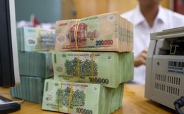 Tài chính tuần qua: Loạt ngân hàng vừa tăng lãi suất cho vay, một ngân hàng chuẩn bị đóng cửa 25 điểm giao dịch
