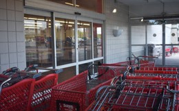 Thêm một chuỗi siêu thị phá sản, hơn 2.700 cửa hàng sắp đóng cửa, liệu ngành bán lẻ có đang gặp khủng hoảng?