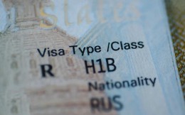 Cú sốc cho lao động nhập cư Mỹ: Tổng thống Donald Trump áp mức phí 100.000 USD cho visa H-1B