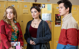 Xem phim Sex Education mà tôi tỉnh ngộ: Chỉ vì thói quen ôm đồm hết sức sai lầm này mà tôi khiến con trai trở thành "đứa trẻ tồ"!