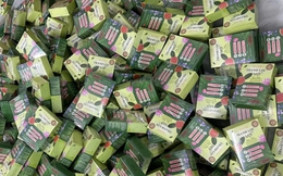 Khởi tố nhóm người sản xuất dầu gội, xả giả ở Huế