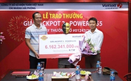 Một nam thanh niên trúng Vietlott sau 8 năm kiên trì mua 2 vé mỗi ngày