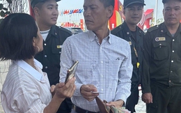 Người phụ nữ bỏ quên túi xách có 50 triệu đồng, 1,5 chỉ vàng khi đi xem triển lãm