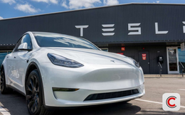 'Sốc' với chi phí thay pin xe điện Tesla sau 13 năm sử dụng