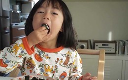 Cha mẹ nên dạy con 20 quy tắc trên bàn ăn này