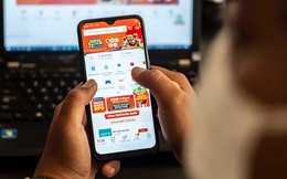 Vì sao nhà bán than phí nhưng không dám rời sàn
