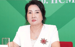 Chỉ 3 ngày sau khi trở lại ghế CEO, bà Nguyễn Thị Như Loan giàu thêm 137 tỷ đồng, cổ phiếu trắng bên bán