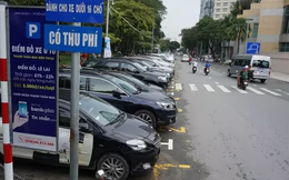 Hà Nội tăng giá trông giữ ô tô vỉa hè, chi phí 'nuôi xe' sẽ ra sao?