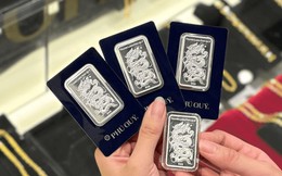 Giá bạc ngày 14/10 giảm mạnh tại Phú Quý, DOJI, Bảo Tín Mạnh Hải, Sacombank