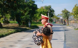 Thượng tá CSGT bơi ra giữa dòng sông Hương cứu người gặp nạn