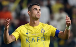 Ronaldo đá hỏng phạt đền ngay sau khi nhận án cấm thi đấu 30 ngày