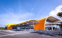 Chưa đầy 3 tháng mở cửa trở lại, sân bay Liên Khương thông báo ngừng toàn bộ 1 dịch vụ