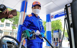 Thủ tướng yêu cầu khắc phục triệt để tình trạng mua bán xăng dầu lòng vòng