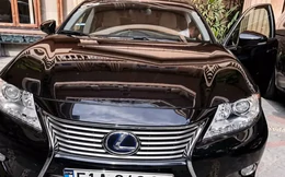 Xe Lexus từng đấu giá 'ế' của bà Trương Mỹ Lan có chủ mới