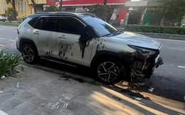 Ô tô bị đốt phá khi đang đậu ven đường, hư hỏng nghiêm trọng ở Huế