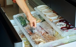 Một căn bếp sạch sẽ mang lại một tâm trí thanh thản: Hành trình “dọn tủ lạnh” của một phụ nữ trung niên