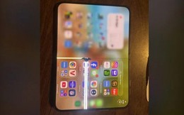 Chủ iPhone Duo tố bị từ chối bảo hành dù máy hỏng màn hình chỉ sau 3 giờ