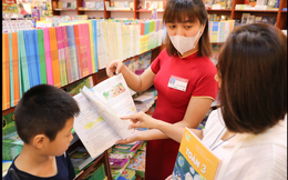 Bộ GD&ĐT nghiên cứu giao địa phương in, phát hành sách giáo khoa