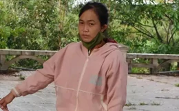 Giả vờ hỏi mua nữ trang rồi đeo cả lượng vàng bỏ chạy