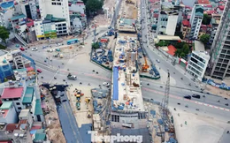 Hiện hình hài hai cầu vượt trên đường Vành đai 1 Hà Nội