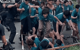 Hoa hậu hot nhất Trại Buôn Người là phú bà real: Thủ khoa Đại học tiền kiếm 1 ngày bằng cát-xê 1 phim, sống ở container đẹp như cổ tích