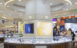 Người thân Chủ tịch Cao Thị Ngọc Dung bán ra 9 triệu cổ phiếu PNJ