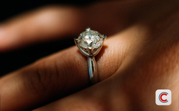 Cơn địa chấn ngành kim cương: Chuyên gia cảnh báo lỗ 30-50% khi bán lại, người sở hữu cần làm ngay 1 việc