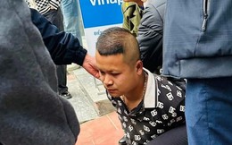 VIDEO: Khống chế nghi phạm xông vào cướp ngân hàng