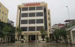 Lãnh đạo doanh nghiệp trên sàn chứng khoán xin từ nhiệm để làm quân nhân chuyên nghiệp