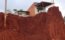 Vụ nhiều nhà dân nằm “cheo leo” bên vực: Hỗ trợ mỗi hộ 6 triệu đồng/tháng trong thời gian 6 tháng