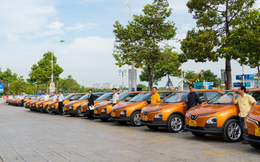 Thêm một hãng taxi chuyển đổi hoàn toàn sang xe điện