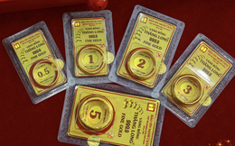 Giá vàng lại giảm sâu, người mua vàng một tháng qua lỗ nặng