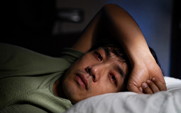 CBT-I: Phương pháp trị mất ngủ không dùng thuốc được WHO khuyến nghị, dân văn phòng trằn trọc thâu đêm hãy thử ngay!