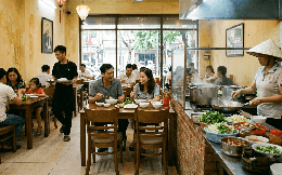 Người Việt chi hơn 726.500 tỷ đồng để ăn uống, nhưng thứ đang thay đổi ngành F&B lại không phải đồ ăn