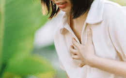 Dữ liệu từ 47.000 người và lời cảnh báo từ chuyên gia: Cái giá của "cày cuốc" không phải là tiền, mà là sự suy kiệt của trái tim