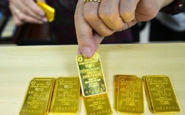 Giá vàng rơi tự do trong chiều nay: Người mua buổi sáng mất tới 7 triệu đồng mỗi lượng