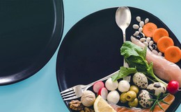 Ăn 8 tiếng, nhịn 16 tiếng: Nghiên cứu mới về chế độ ăn giảm cân khiến nhiều người bất ngờ