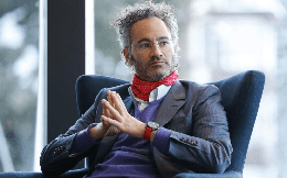 CEO Palantir sở hữu khối tài sản hàng chục tỷ USD nhưng chưa từng học lái xe: "Khi nghèo thì không có xe, khi giàu thì không cần"
