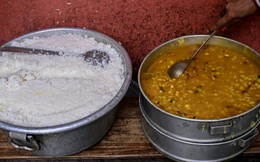 Hơn 30 học sinh nhập viện vì bữa trưa bị “nêm” nhầm bột giặt thay muối