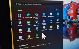 Windows 11 gặp lỗi khiến người dùng bối rối: Con trỏ bỗng phóng to, Defender liên tục tắt, Microsoft đang điều tra