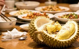 Người phụ nữ 30 tuổi suy gan nặng sau khi ăn cùng lúc loại trái cây này và 1 loại nước