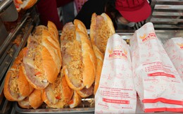 Vì sao ổ bánh mì, tô hủ tiếu, đĩa cơm tấm có giá 100.000 đồng ở TP.HCM?
