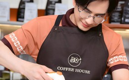 Nam ca sĩ U60 đình đám chuẩn bị đi bán cà phê ở Quảng trường 3/2, TP Bắc Ninh
