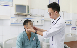 Người đàn ông 45 tuổi bị suy gan cấp, vàng da tăng gấp 42 lần sau 1 tuần uống thuốc nam