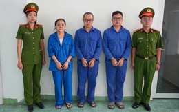 In 21.000 quyển sách không giấy phép, Giám đốc một công ty bị bắt
