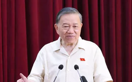 Tổng Bí thư, Chủ tịch nước nói việc thiếu sách giáo khoa, bữa ăn bán trú