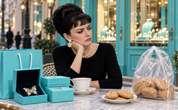 Bỏ 800 triệu mua kim cương, được đáp lễ hộp bánh 80K: Khủng hoảng khách VIP mới nhất của Tiffany & Co. Trung Quốc