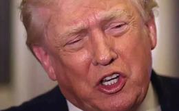 28 phút nghẹt thở chứng kiến ông Trump thoát hiểm bằng xe chở suất ăn