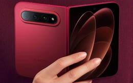 Vừa công bố ra mắt, Xiaomi Fold 18 đã vướng nghi vấn đạo nhái poster quảng cáo của Huawei: Giống nhau từng chi tiết nhỏ